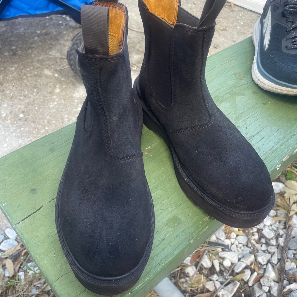 Sorel black boots
